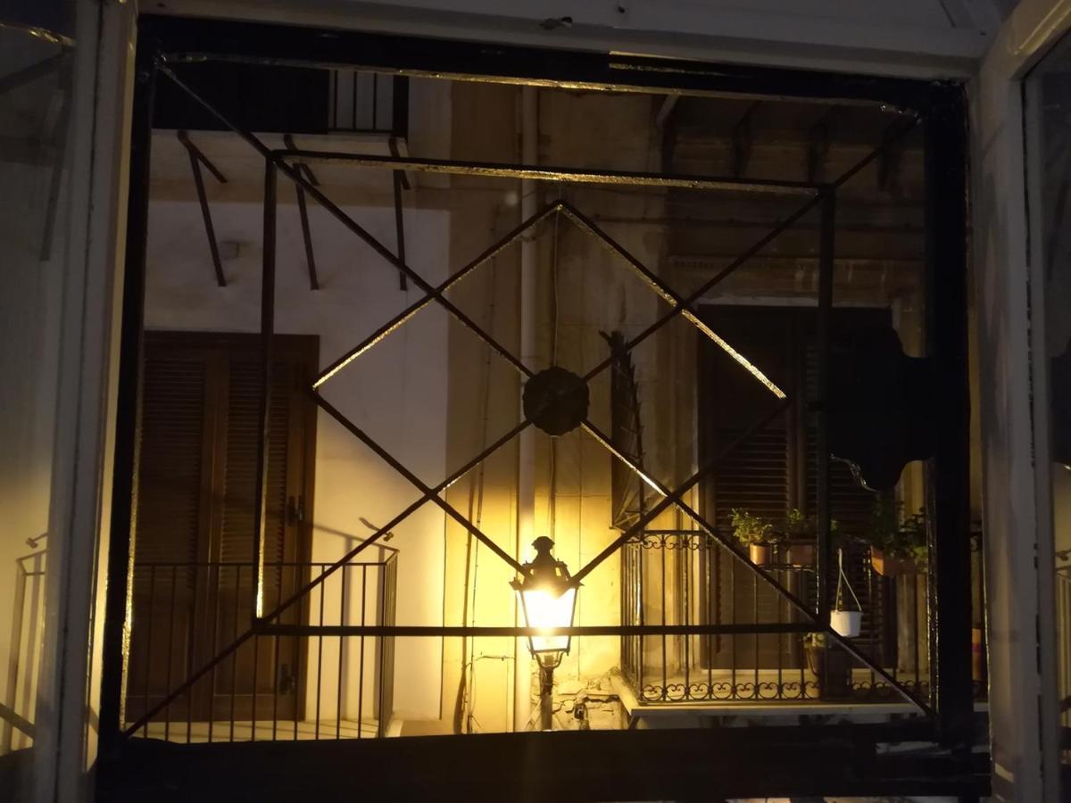 パレルモ Persiane Al Cassaro Bed & Breakfast エクステリア 写真